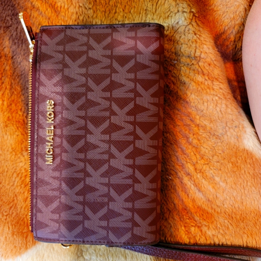 Michael Kors Smartphone Wallet